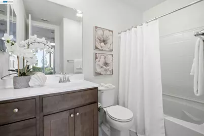 29741 Hansen, Hayward, CA 94544 - Photo 26