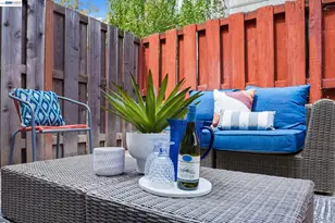 2 Knoll Ct, Hercules, CA 94547 - Photo 38