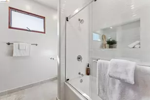 13454 Campus Dr, Oakland, CA 94619 - Photo 56