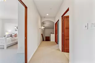 13454 Campus Dr, Oakland, CA 94619 - Photo 44