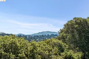 13454 Campus Dr, Oakland, CA 94619 - Photo 34