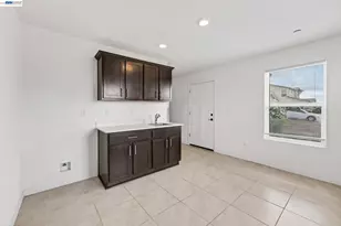 2280 Craig Ct, Los Banos, CA 93635 - Photo 10