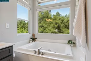 116 Castle Rock Ln, Walnut Creek, CA 94598 - Photo 44