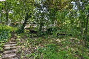 6301 Hillmont Dr, Oakland, CA 94605 - Photo 26