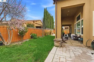 1176 Duomo Way, Manteca, CA 95337 - Photo 24