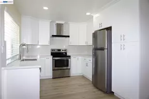 30888 Tidewater Dr, Union City, CA 94587 - Photo 12