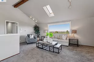 15 Surmont Ct, Lafayette, CA 94549 - Photo 32