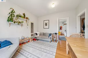 5227 Locksley Ave, Oakland, CA 94618 - Photo 10