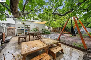 5227 Locksley Ave, Oakland, CA 94618 - Photo 40