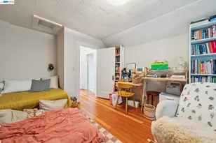 5227 Locksley Ave, Oakland, CA 94618 - Photo 24