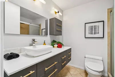 525 Mandana Blvd #402, Oakland, CA 94610 - Photo 18