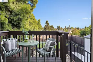 2242 39th Ave, Oakland, CA 94601 - Photo 16