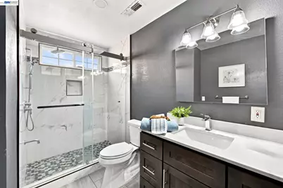 32252 Valiant Way, Union City, CA 94587 - Photo 44