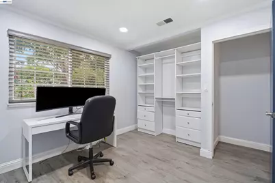 32252 Valiant Way, Union City, CA 94587 - Photo 24