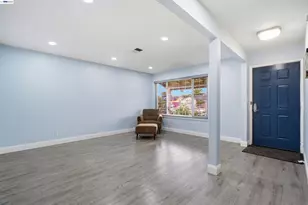 32252 Valiant Way, Union City, CA 94587 - Photo 6