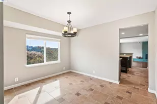 8019 Sterling Dr, Oakland, CA 94605 - Photo 34