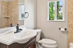 8019 Sterling Dr, Oakland, CA 94605 - Photo 24