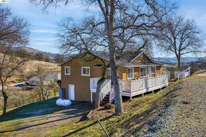 1152 Acorn St, Copperopolis, CA 95228 - Photo 1