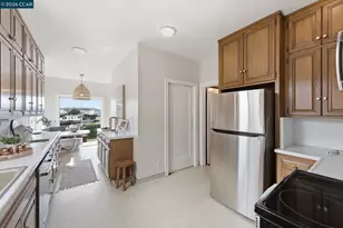 722 Palmera Ct, Alameda, CA 94501 - Photo 16