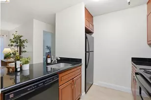 3183 Wayside Pl, Walnut Creek, CA 94597 - Photo 6