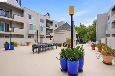 3183 Wayside Pl #217, Walnut Creek, CA 94597 - Photo 22