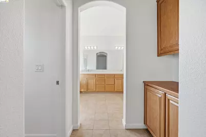 2340 St Augustine Dr, Brentwood, CA 94513 - Photo 40