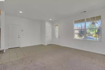 2340 St Augustine Dr, Brentwood, CA 94513 - Photo 12