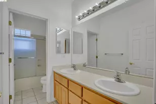 2340 St Augustine Dr, Brentwood, CA 94513 - Photo 32