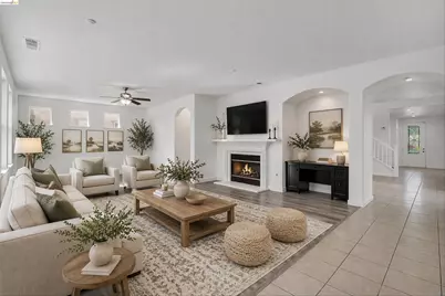 2340 St Augustine Dr, Brentwood, CA 94513 - Photo 4