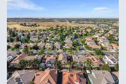 2340 St Augustine Dr, Brentwood, CA 94513 - Photo 46