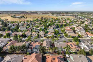 2340 St Augustine Dr, Brentwood, CA 94513 - Photo 46