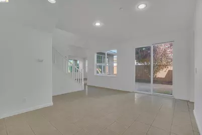 2340 St Augustine Dr, Brentwood, CA 94513 - Photo 14