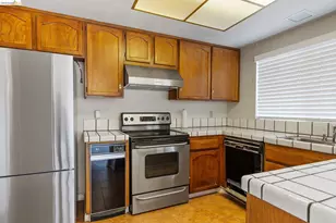 3874 Burton Common, Fremont, CA 94536 - Photo 24