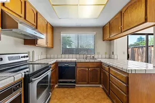 3874 Burton Common, Fremont, CA 94536 - Photo 30