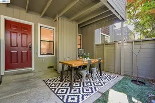 3855 Panda Pl, San Jose, CA 95117 - Photo 8