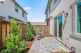 38 Fern Ln, Pittsburg, CA 94565 - Photo 24