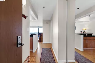 555 Pierce St, Albany, CA 94706 - Photo 2