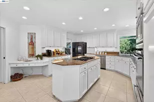 646 Windmill Ln, Pleasanton, CA 94566 - Photo 12