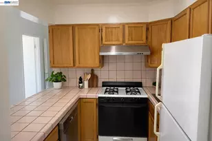 801 Franklin St, Oakland, CA 94607 - Photo 16