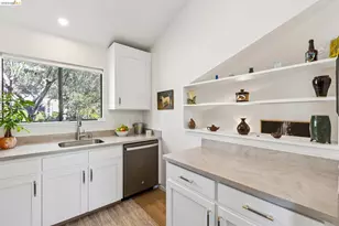 45 Corte Real, Larkspur, CA 94904 - Photo 14