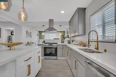 2131 Pomona Ave, Martinez, CA 94553 - Photo 8