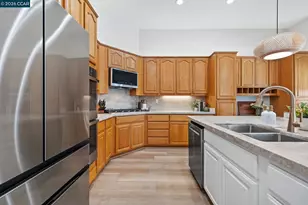 346 Gladstone Dr, Brentwood, CA 94513 - Photo 24