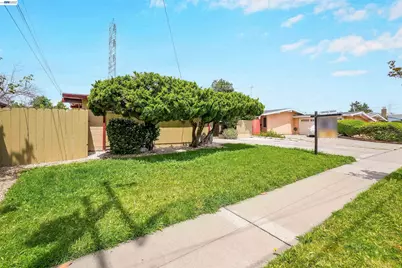 1673 Southgate St, Hayward, CA 94545 - Photo 4