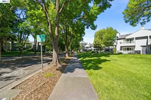 305 Rock Creek Way, Pleasant Hill, CA 94523 - Photo 40