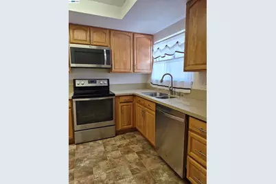 20980 Birch #C, Hayward, CA 94541 - Photo 6