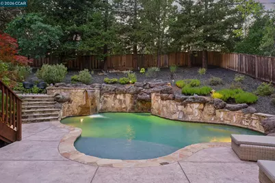 154 Crest Ave, Alamo, CA 94507 - Photo 4