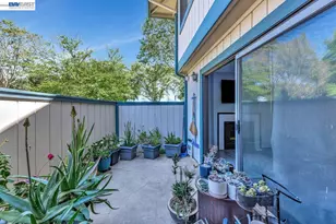 2500 Copa Del Oro Dr, Union City, CA 94587 - Photo 22
