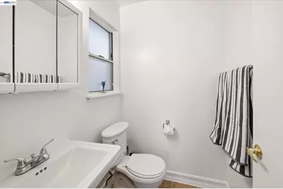 442 James St, Livermore, CA 94551 - Photo 12