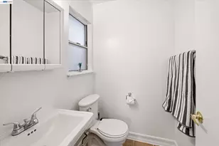 442 James St, Livermore, CA 94551 - Photo 12