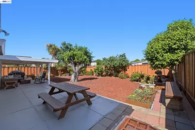 442 James St, Livermore, CA 94551 - Photo 22